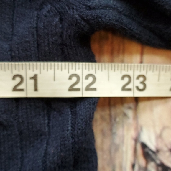 BEVERLY HILLS POLO CLUB PULL OVER SWEATER - Picture 9 of 10